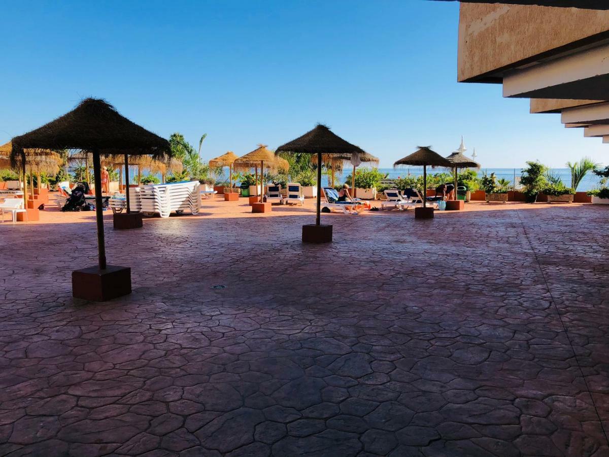 Apartamentos Sol Y Playa Альмуньекар Экстерьер фото